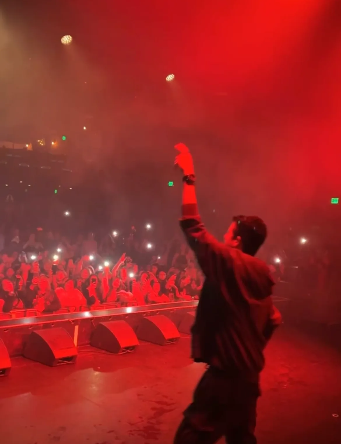 Matt O'Neil performing live with Odetari — @mattoneil x @odetari concert